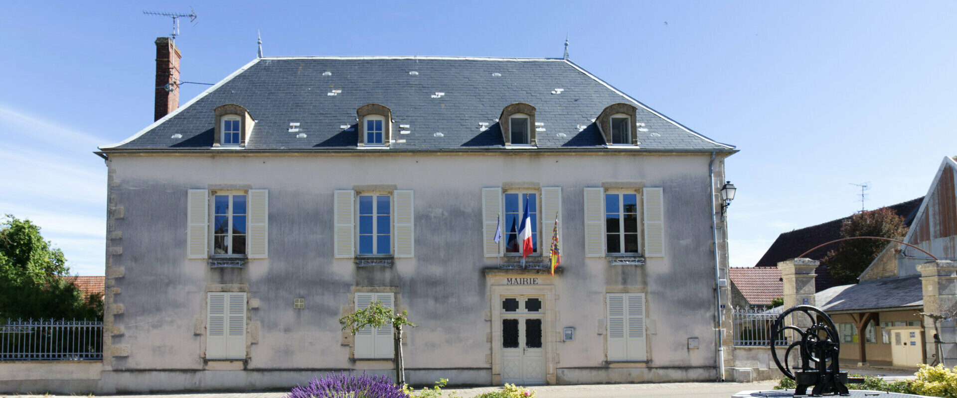 Site officiel de la commune de Joux-la-Ville dans l'Yonne